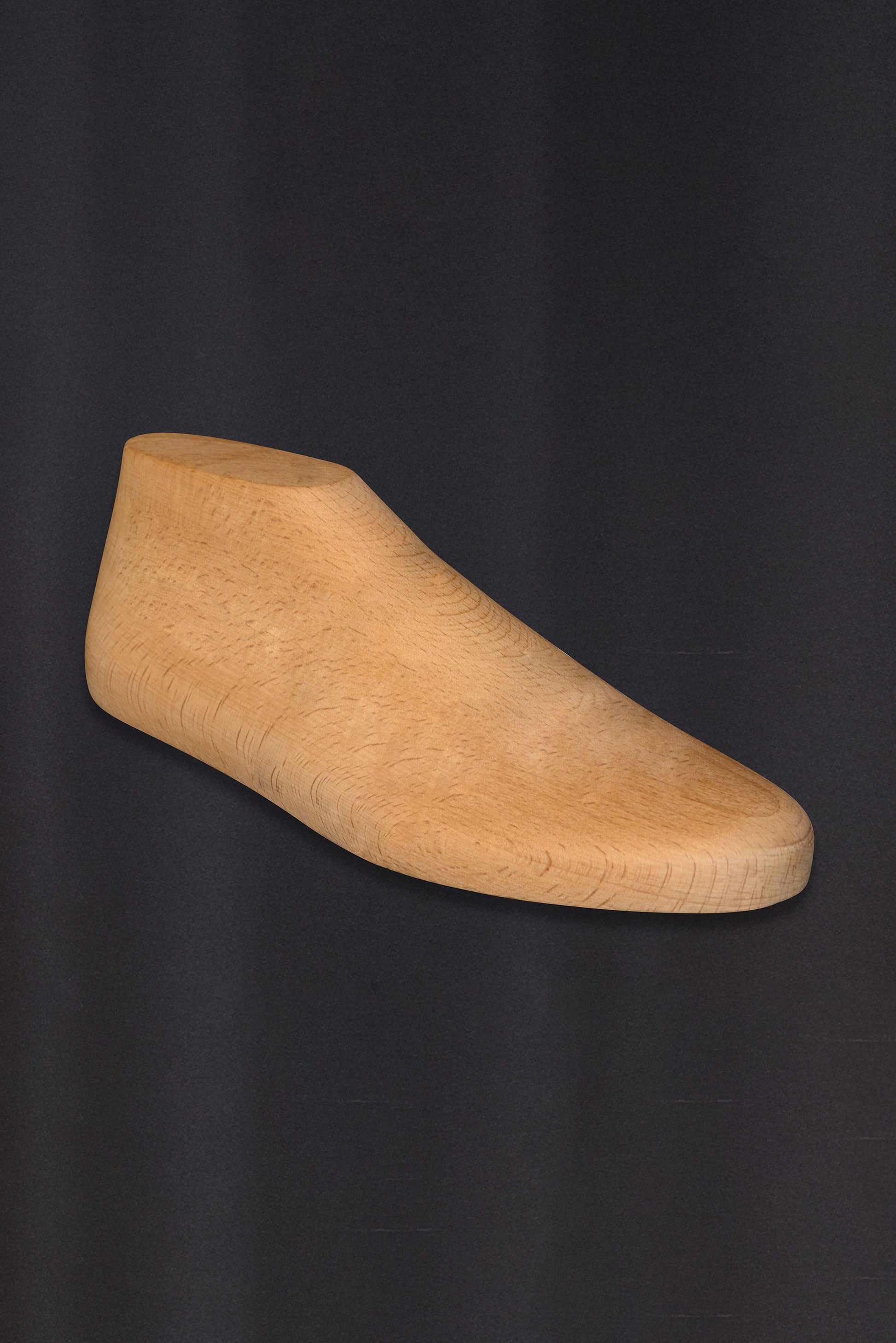 Mens Sneaker Cup Sole - 6mm Heel Height / 10mm Toe Spring - Wooden shoe last - SIDE FRONT VIEW